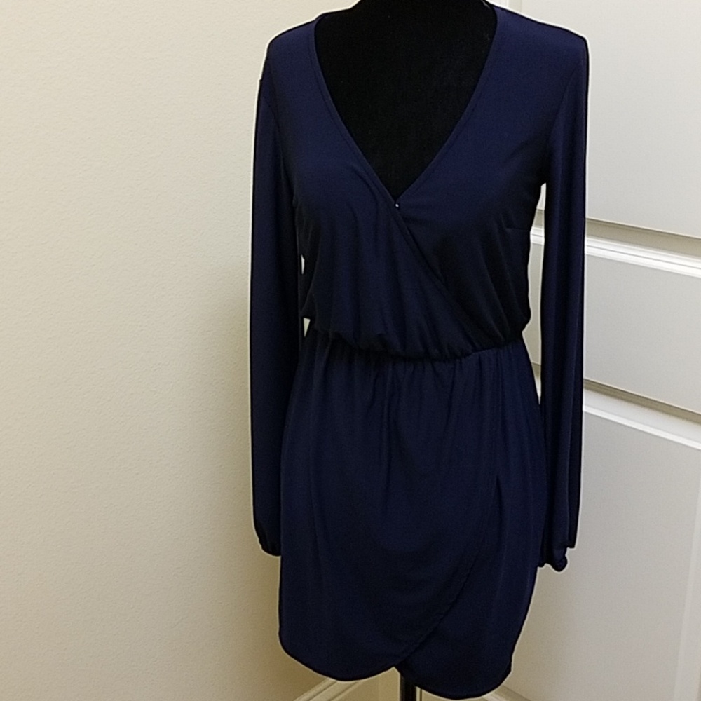 Classy mini blue dress